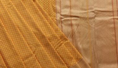 Yellow Chunri Booti Handloom Banarasi Saree
